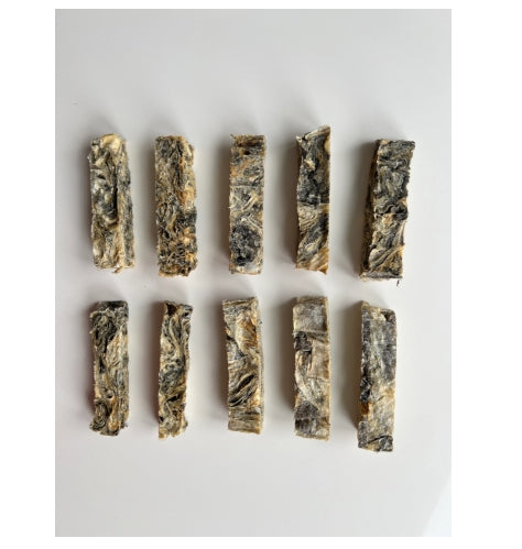 100% Organic Air-Dried Icelandic Cod Skin Fingers – Premium Dog Treat (500g Pack)